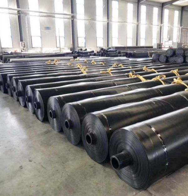 HDPE geomembrane construction case